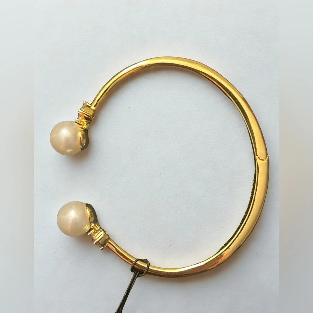 Kate Spade New York Pearl Cuff Bracelet, Gold Tone, Designer Jewelry, NWT, Gift - Picture 3 of 4